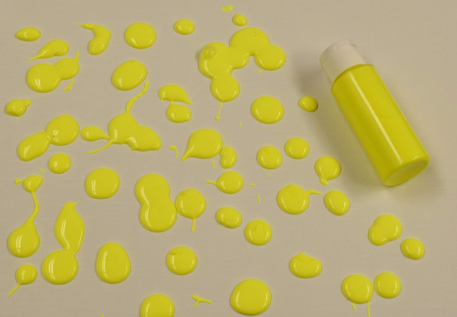 DirectGlow UV Blacklight Reactive Fluorescent Tempera Party Paint (6 Color Assortment, 2 Ounce Bottles) : Art Paints : Arts, Crafts & Sewing