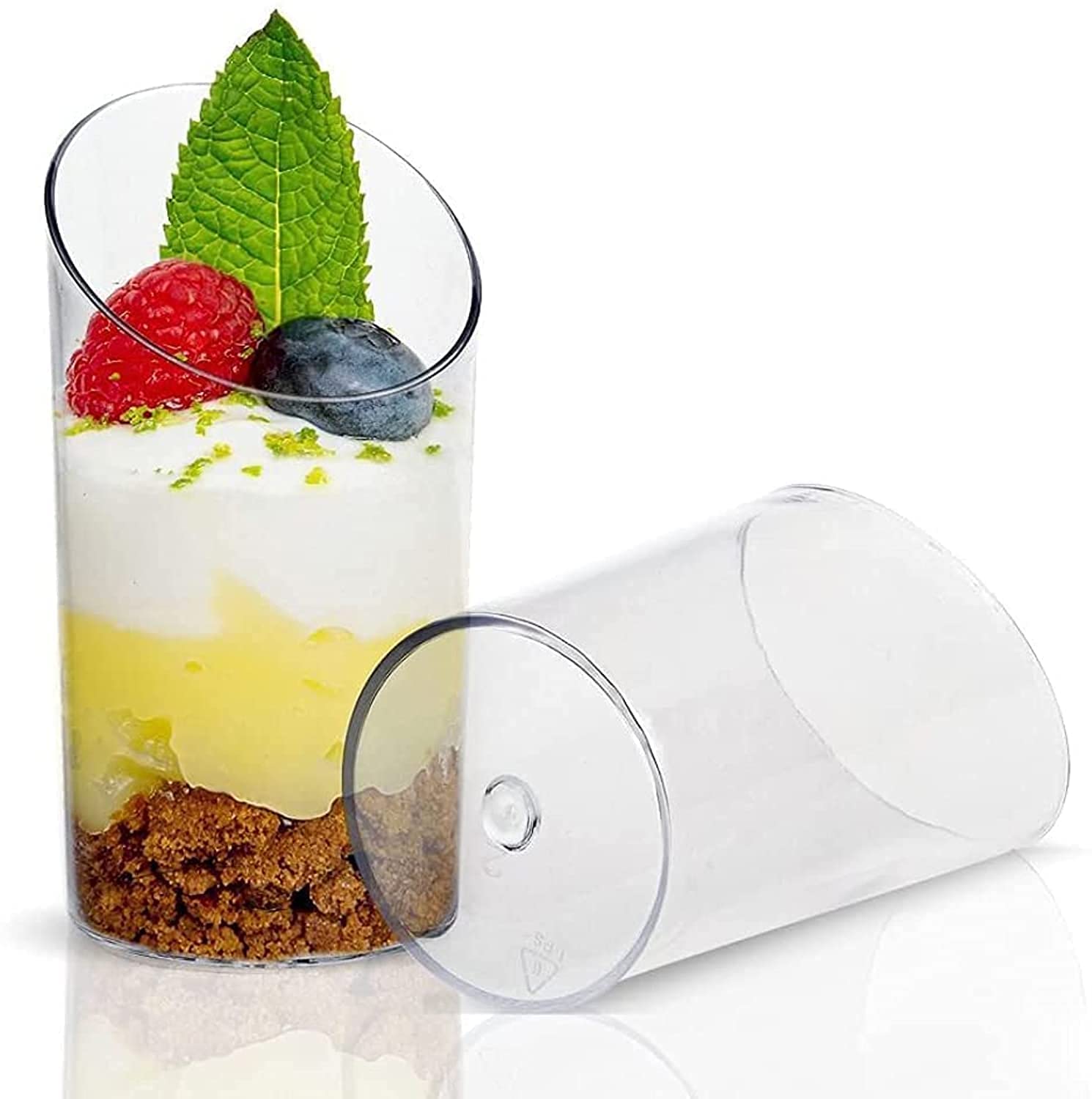 ExceforeMini Angled Dessert Cups, 100Pcs 75ml Plastic Round Dessert Cups Clear Parfait Appetizer Cup Reusable Serving Bowl for Dessert Pudding Mousse Party (8.5 x 4.5cm)