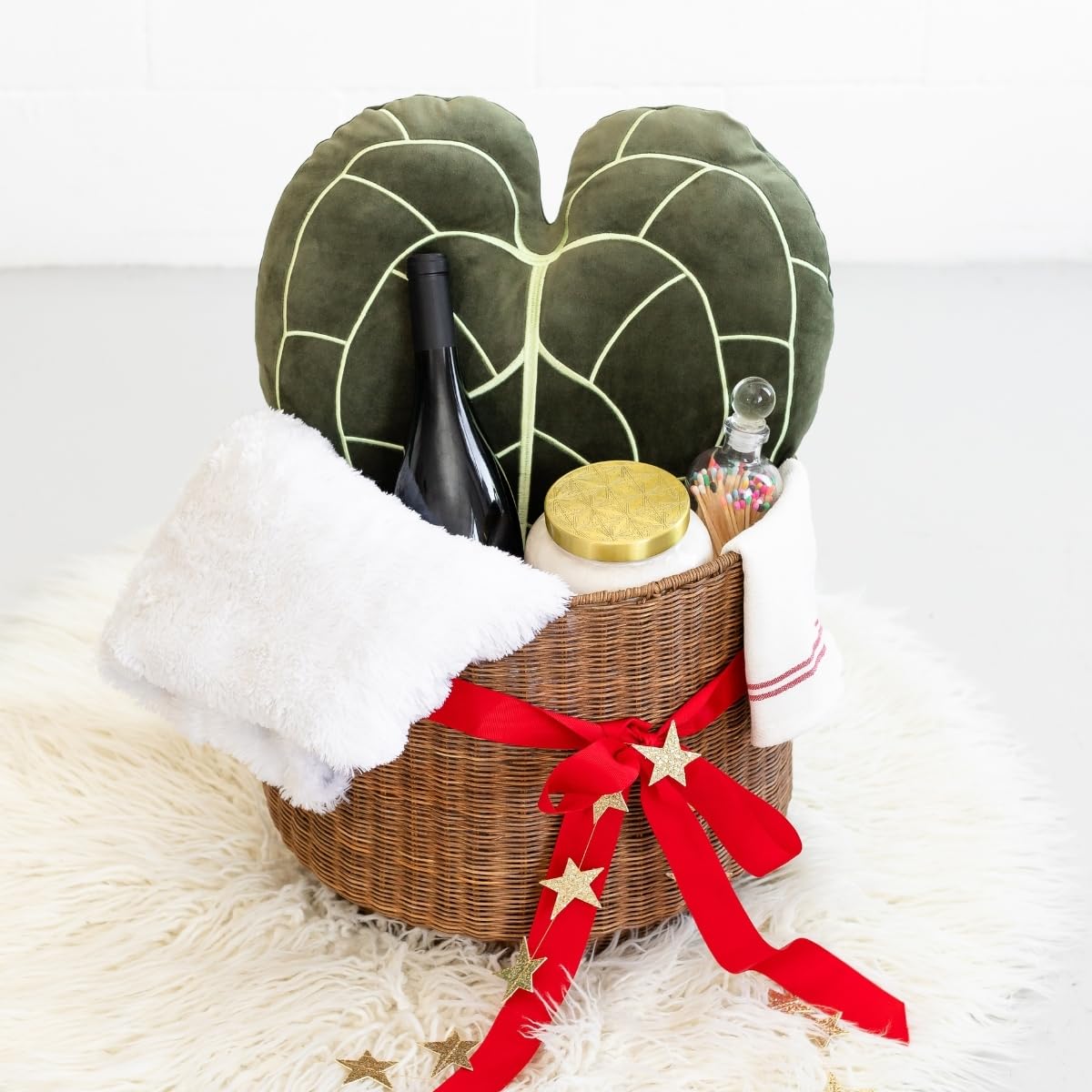 Green Philosophy Co. Plush Succulent Leaf Pillow 3D Accent Anthurium Warocqueanum Plant Throw Pillows for Couch Sofa Living Room Home Decor for Plant & Garden Lovers, Green Thumb Family & Friends: Anthurium Clarinervum - Khaki