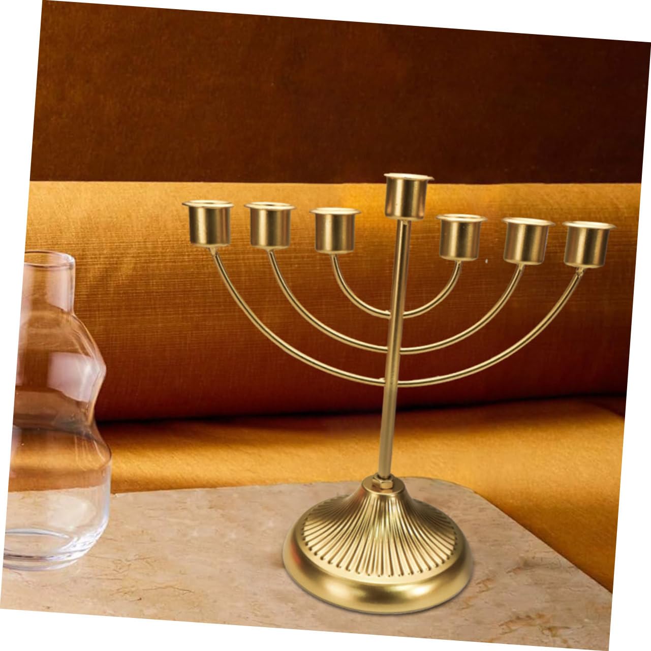 Candelabro de 7 Brazos en Hierro Dorado Estilo Vintage | Centro de Mesa para Banquetes, Efecto de Luz Ampliado, Detalle Creativo y Delicado para Cenas