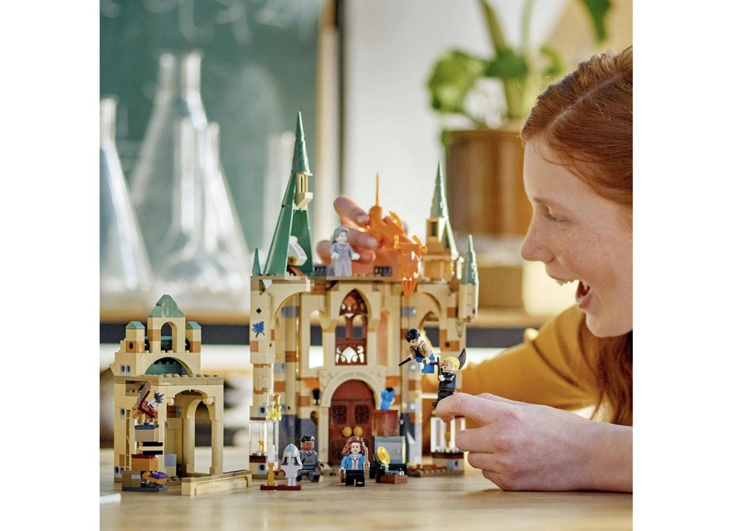 LEGO Harry Potter Hogwarts: Room of Requirement, Castle Toy for 8 Plus Year Old Kids, Boys and Girls - Image 2