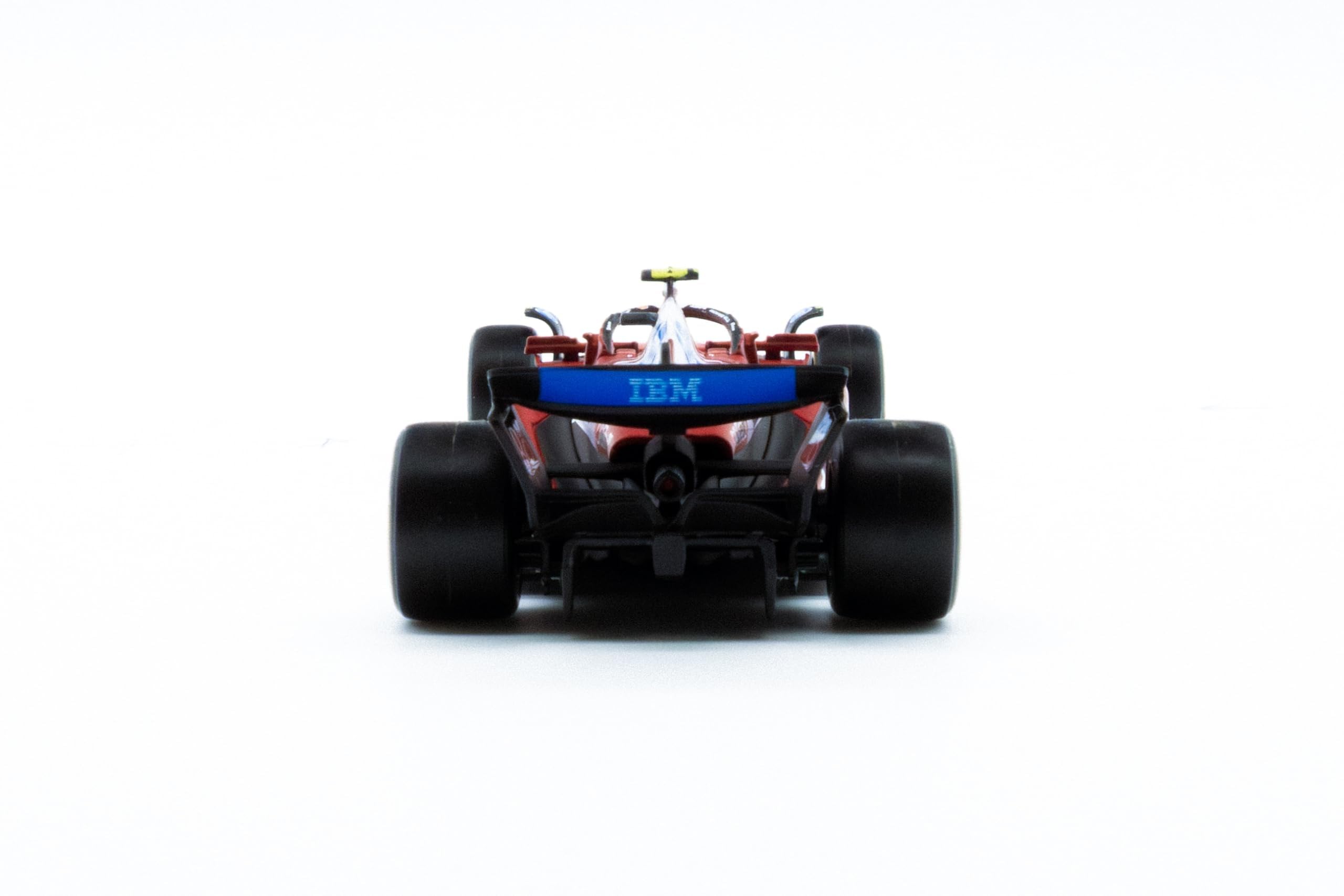 Bburago Ferrari SF-25 F1 2025#44 Hamilton Diecast Model Car 1:43 Detailed Miniature Formula One Vehicle Officially Licensed - Image 4