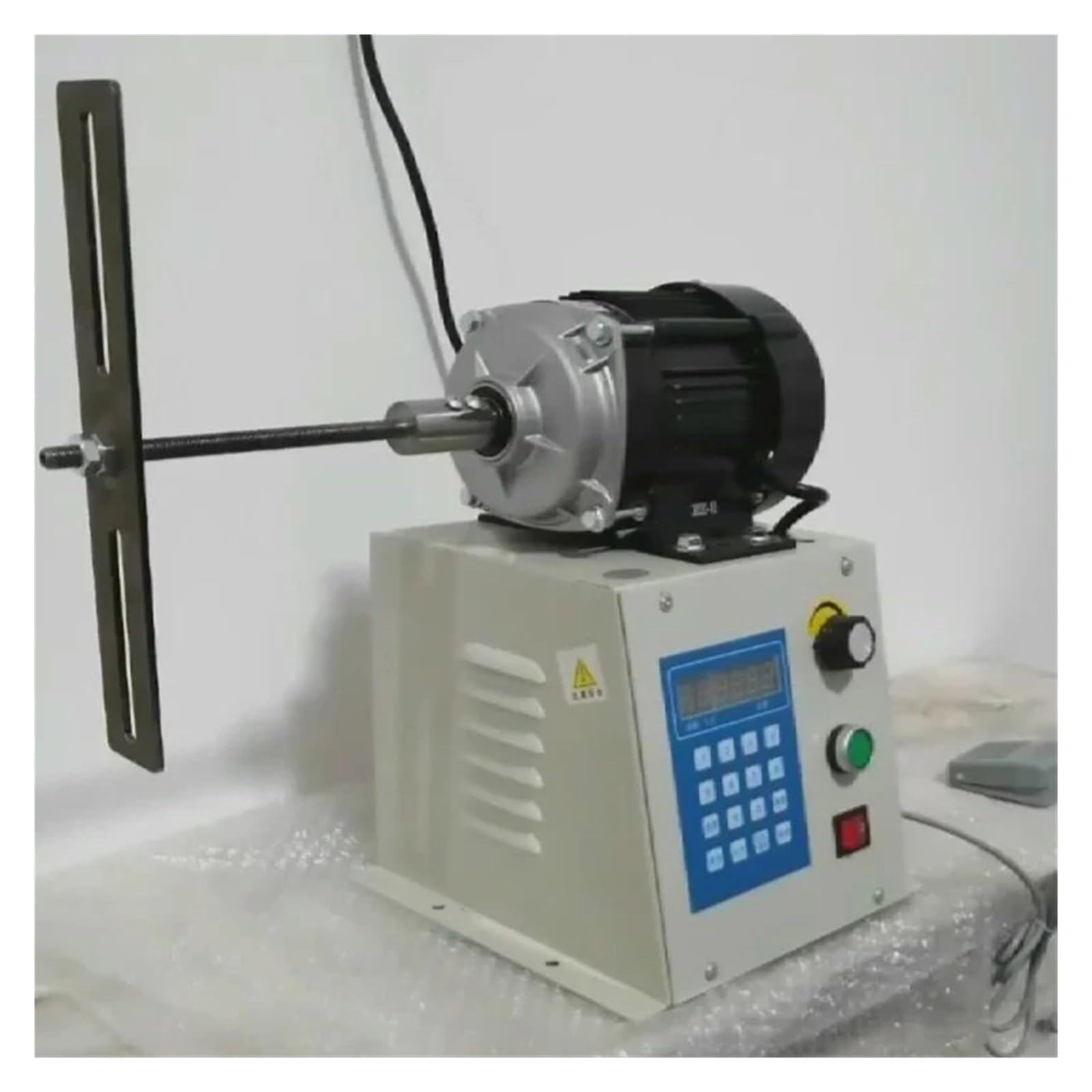 Elektryczna maszyna do nawijania CNC o mocy 800 W, maszyna do nawijania o wysokim momencie obrotowym z uchwytem o regulowanej prędkości Automatyczne narzędzie do nawijania do cewki silnika(A)