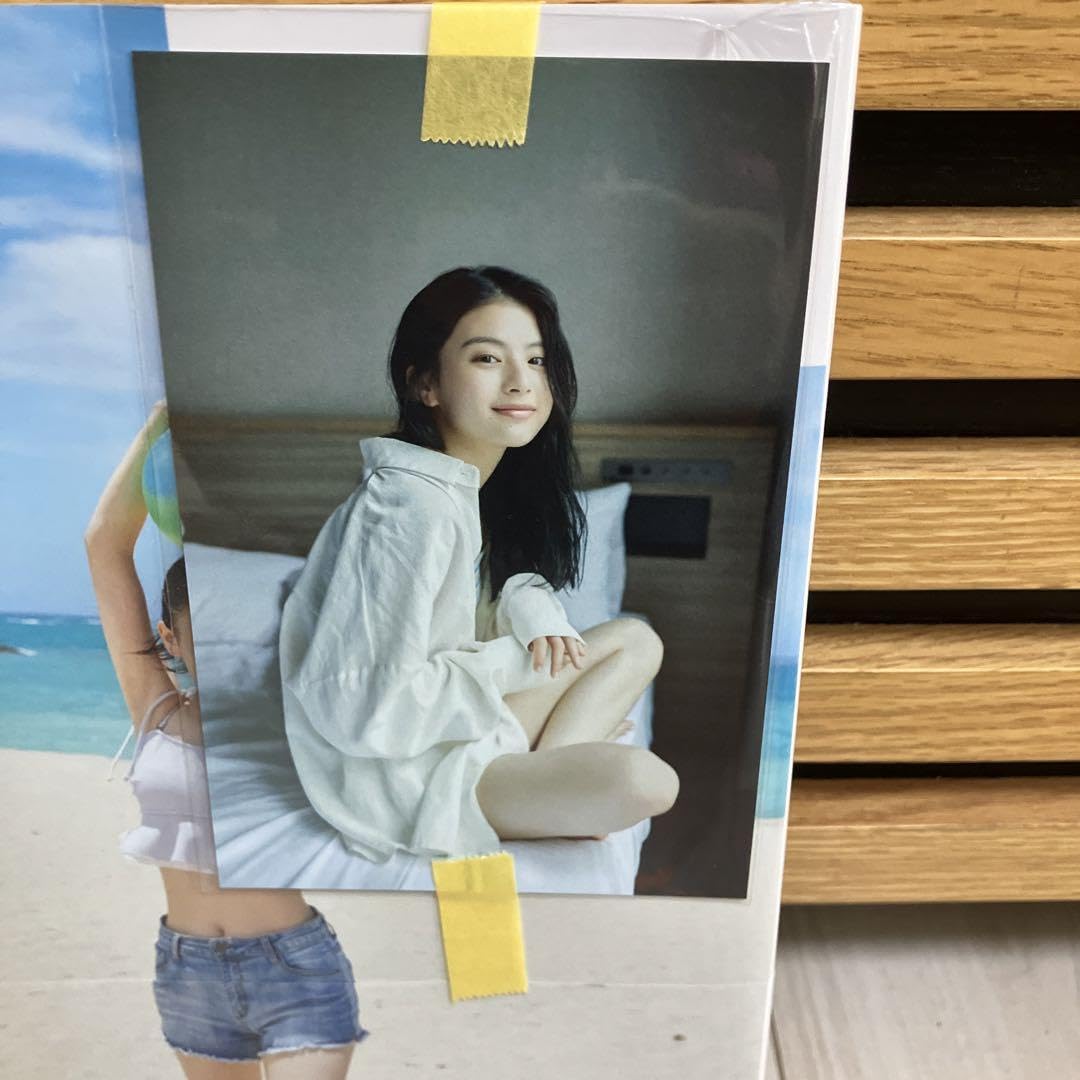 Amazon.co.jp: 限定版 出口夏希1st写真集 liberte 特典ポストカード
