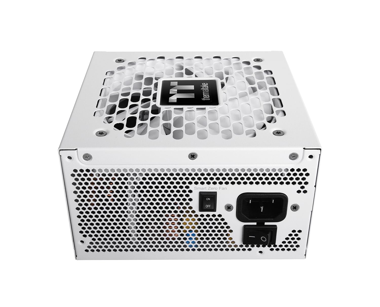 Thermaltake Toughpower GT 850W | ATX 3.1 | Connecteur PCIe 5.1 12V 2x6 | Fonction Smart Zero Ultra-silencieuse | Câbles à Profil Bas | Certification 80+ Gold | Modulaire | Neige