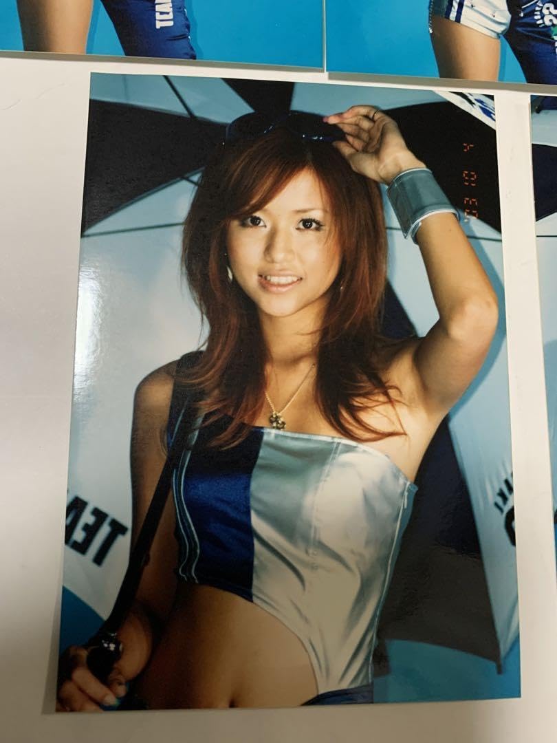 Amazon.co.jp: レースクイーン山口紗由里イベント生写真5枚 : おもちゃ