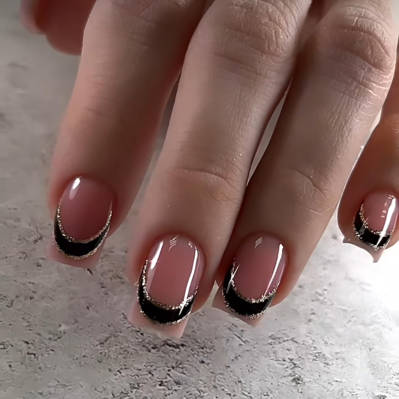 Press on Nails Square Medium Fake Nails Black French Tip False Nails Black Line Glitter Full Cover Artificial Glue on Nails Glossy Reusable Acrylic Nail for Women Manicure 24Pcs