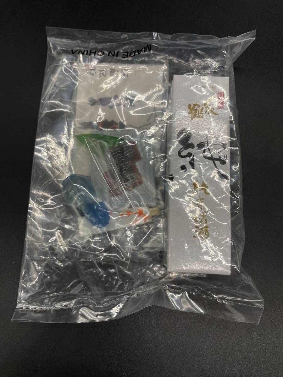 Amazon.co.jp: カネボウ酒蔵紀行 二杯目 銘酒造形乃世界 〆張鶴 純 + 