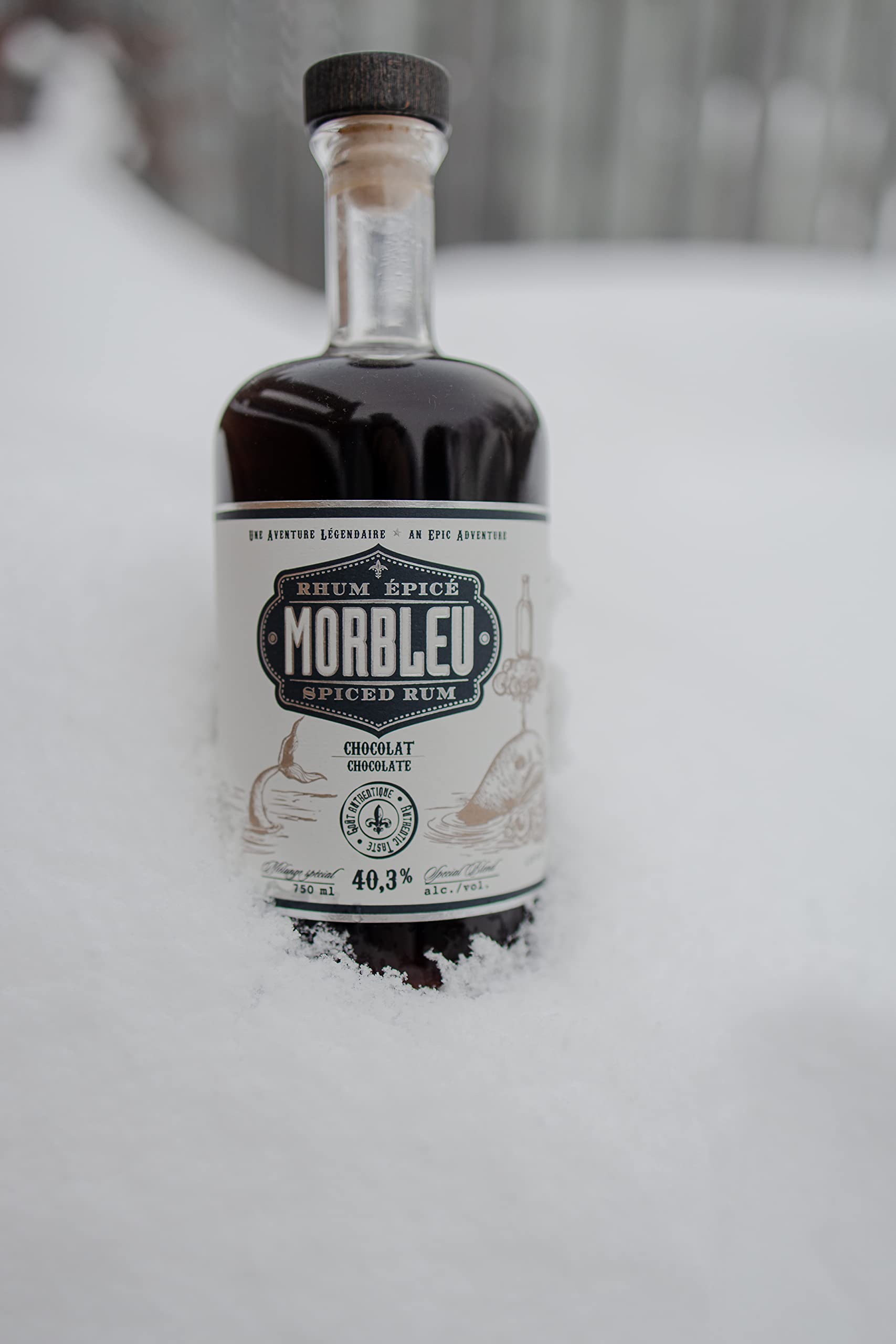 Rhum épicé Morbleu noir au chocolat du Canada - Distillerie Mariana - Aux 5 épices - 40,3% - Les Trésors d'érable