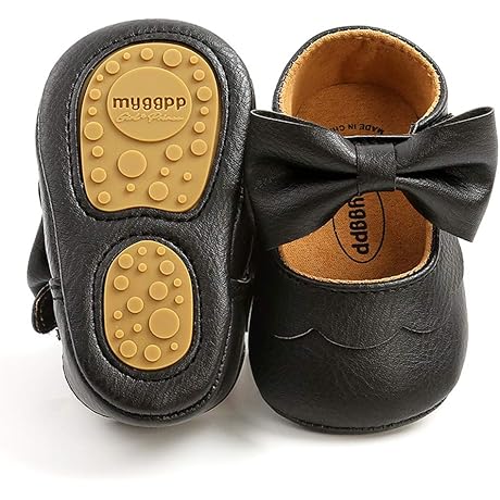 Adorable Baby Girl Black Mary Jane Flats: The Perfect First Step!