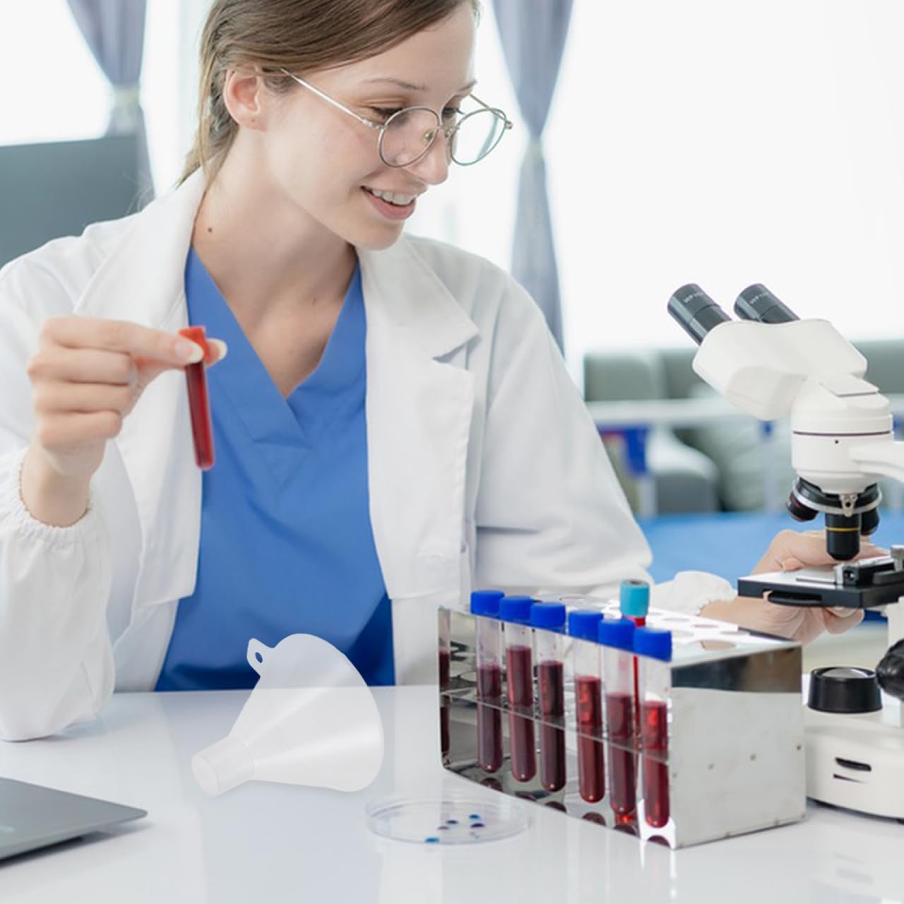 Labortrichter Kunststoff Pp Klarer Fülltrichter Mit Flachem Boden Für Präzises Einfüllen Von Pulverreagenzien Wissenschaftlicher Trichter 4.84X4.13X3.54In