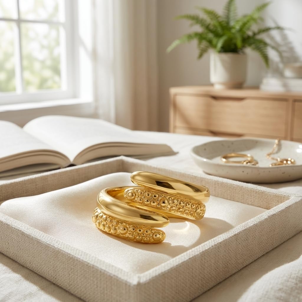 2Pcs Gold Statement Rings for Women Twisted Stackable Gold Band Ring Set Polish Wavy Fashion Trendy Stacking Rings Jewelry Gift