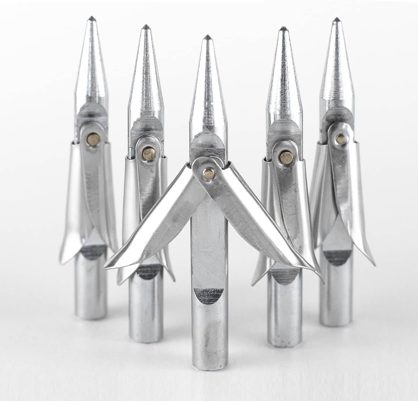 Premium Stainless Steel Double Flopper Speargun Shaft Tip – 6mm Threaded Spear Shafts – Double Barbed Flopper Tip – Accessory for Spearfishing Freediving & Fish Hunting