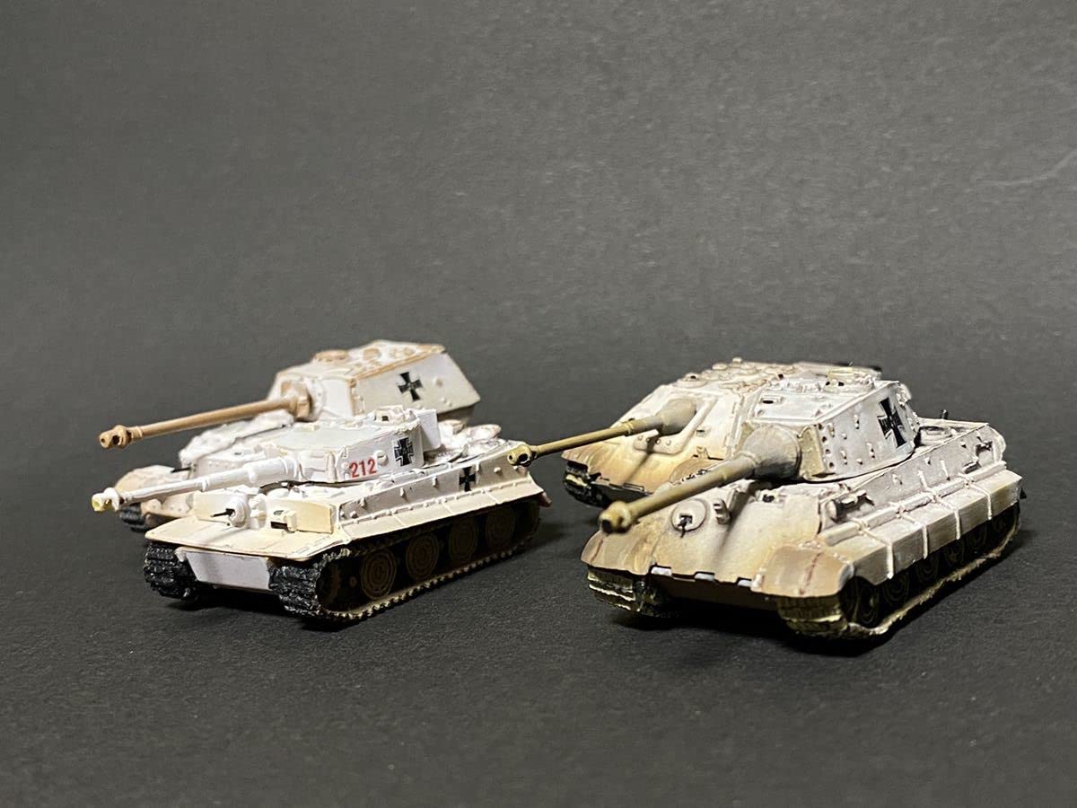 Amazon.co.jp: GuP 1/144 黒森峰学園戦車道参加冬季迷彩セット