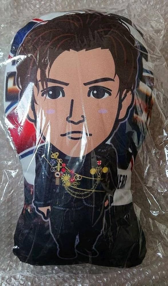 Amazon | 三代目JSB 岩田剛典 クッション RTF 軍服 | アイドル・芸能人