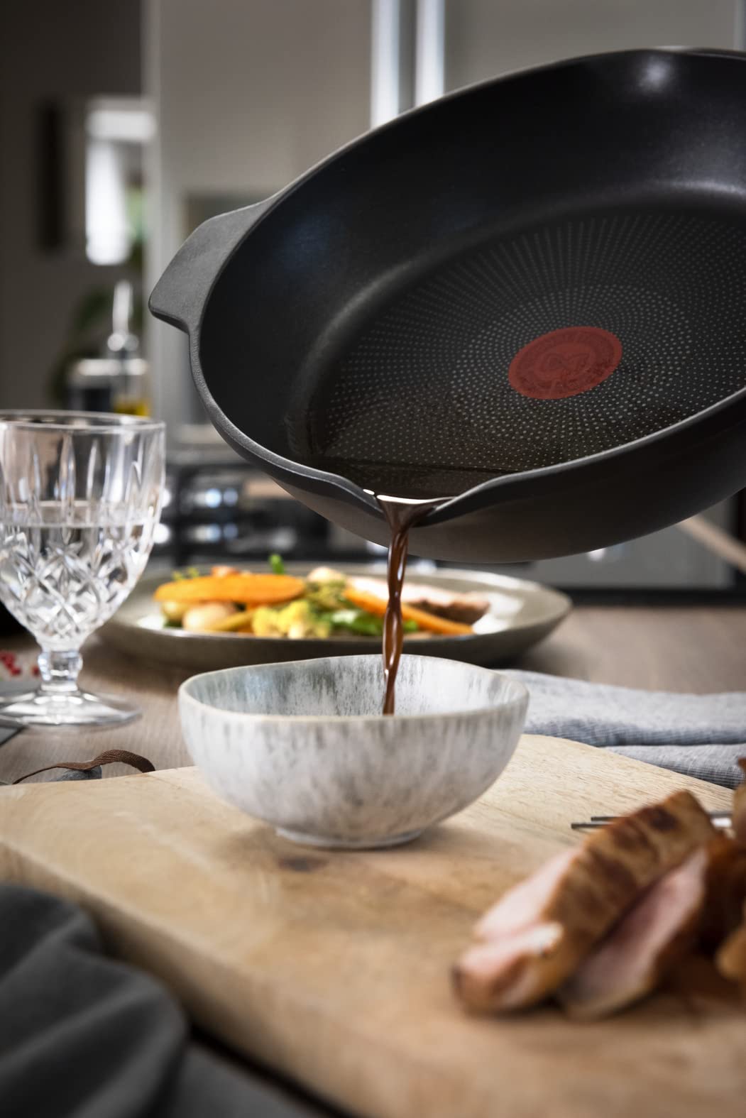 Tefal Aroma On gegoten aluminium pan, 24 cm, titanium antiaanbaklaag en