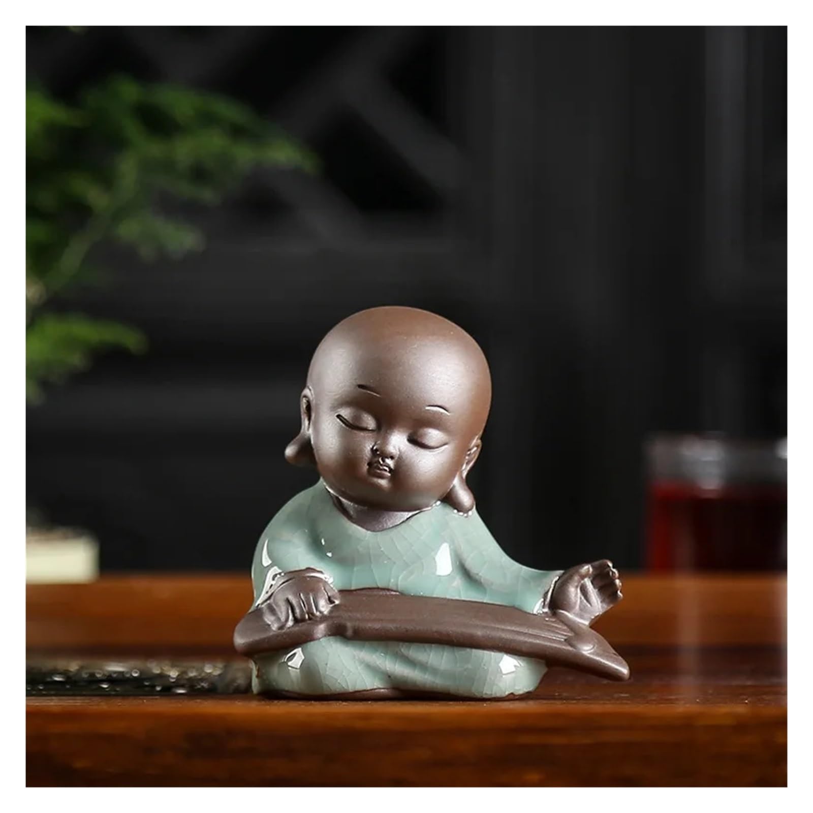 ENGENDER Kung Fu Tea Pet Desktop Statue Monk Tea Pet Handmade Zen Living Room Coffee Table Ceramic Decoration Set Accessories(04)