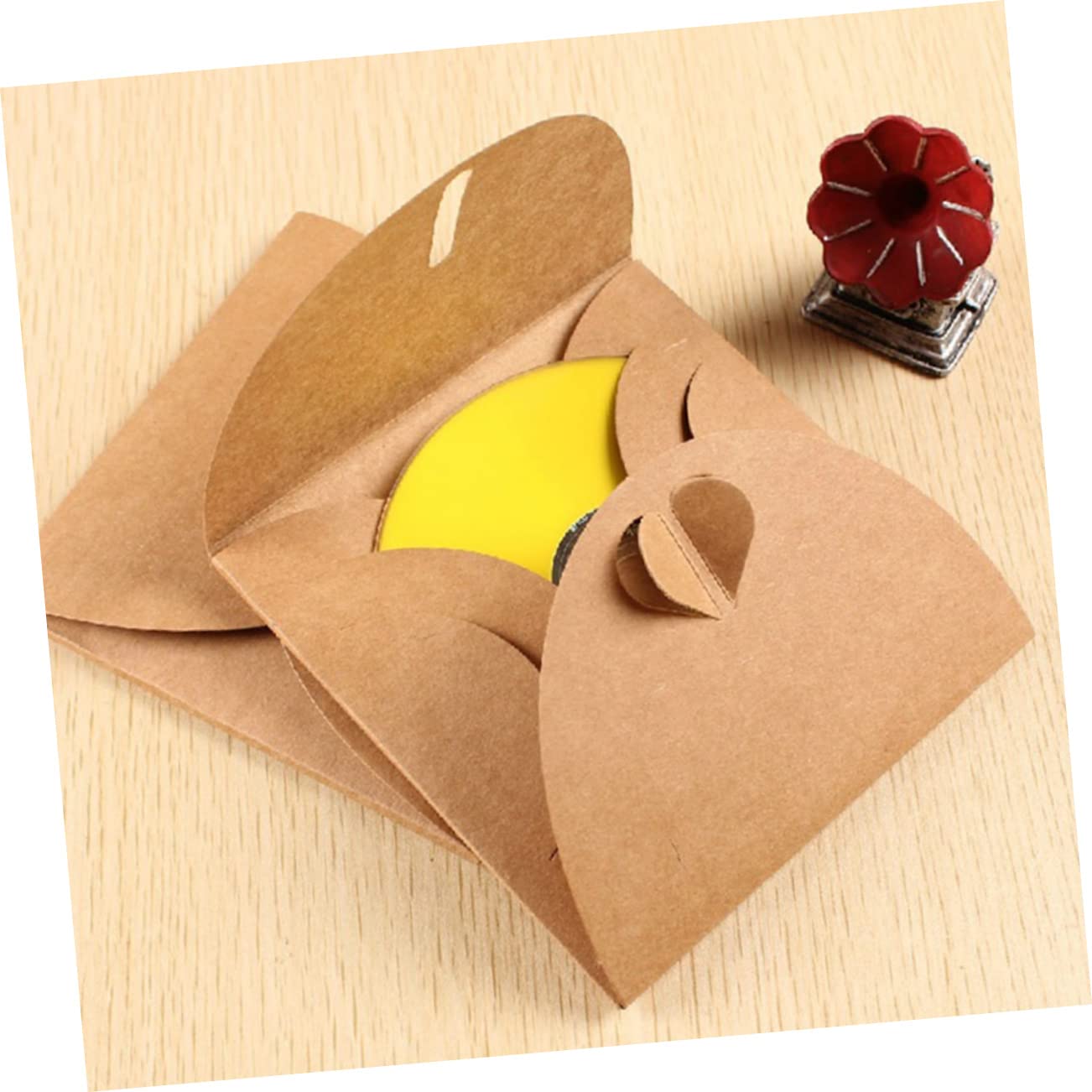 OSALADI Buste in Carta Kraft Protezione da Polvere e Graffi per per CD e Dvd 50 Pezzi con Chiusura Cuore Adatte per Conservazione Domestica e Cinematografica