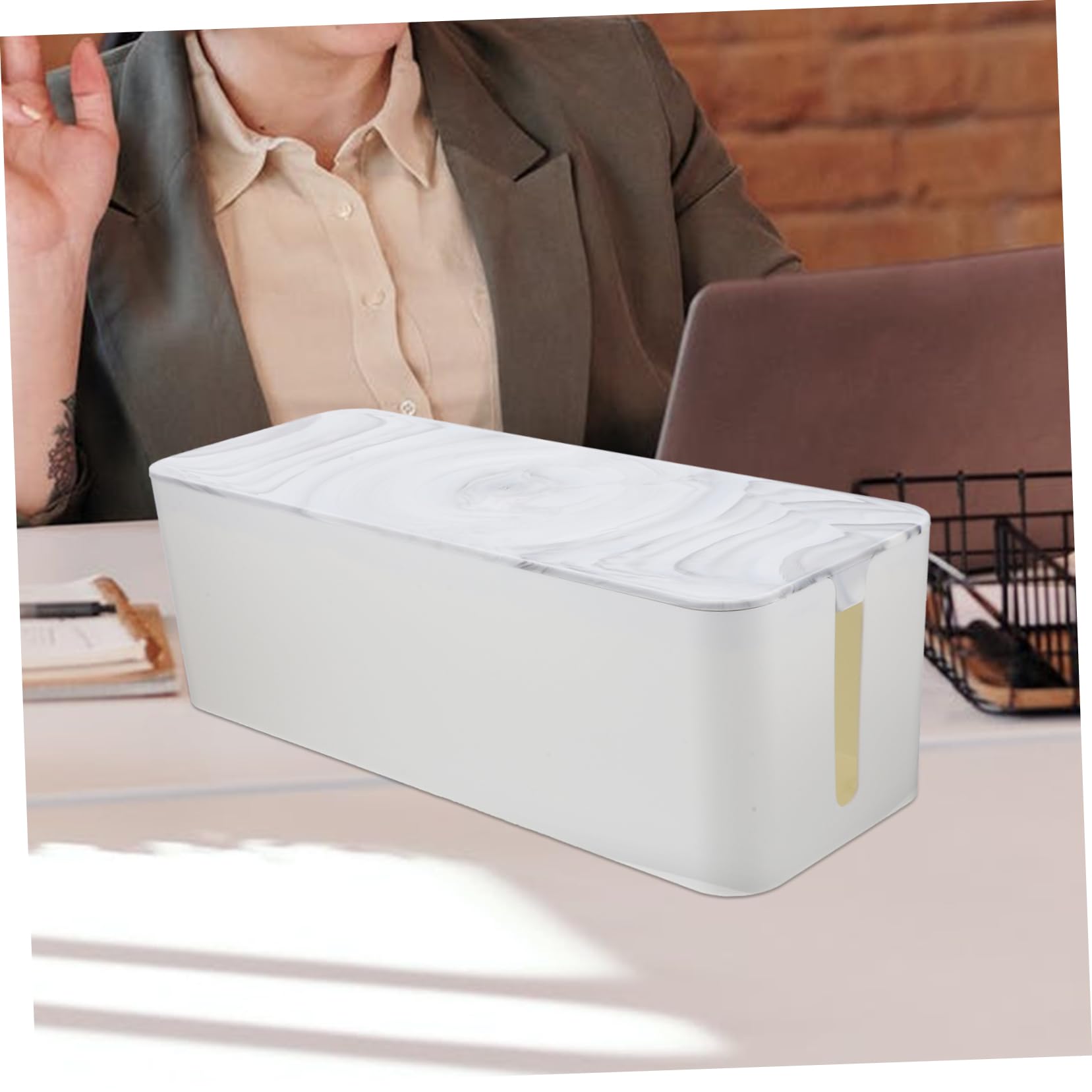 Kabelorganisator für Computer Weiße Kasten aus Hips mit Bambusdeckel | Großes Fassungsvermögen, Abnehmbares Design, für Büro und Schule, Leicht zu Reinigen