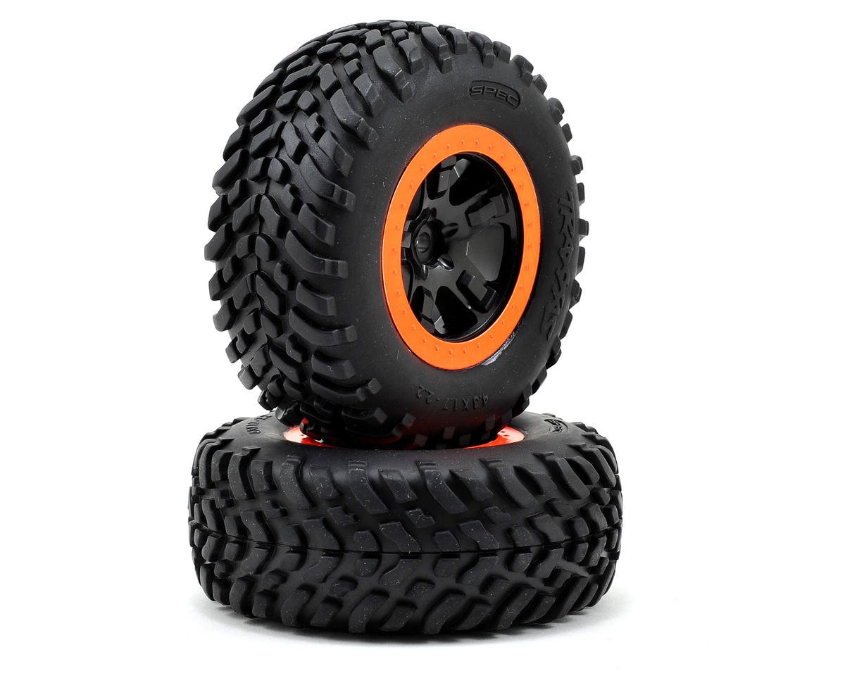 Roues completes montees collees pour eviter les decollements de pneus