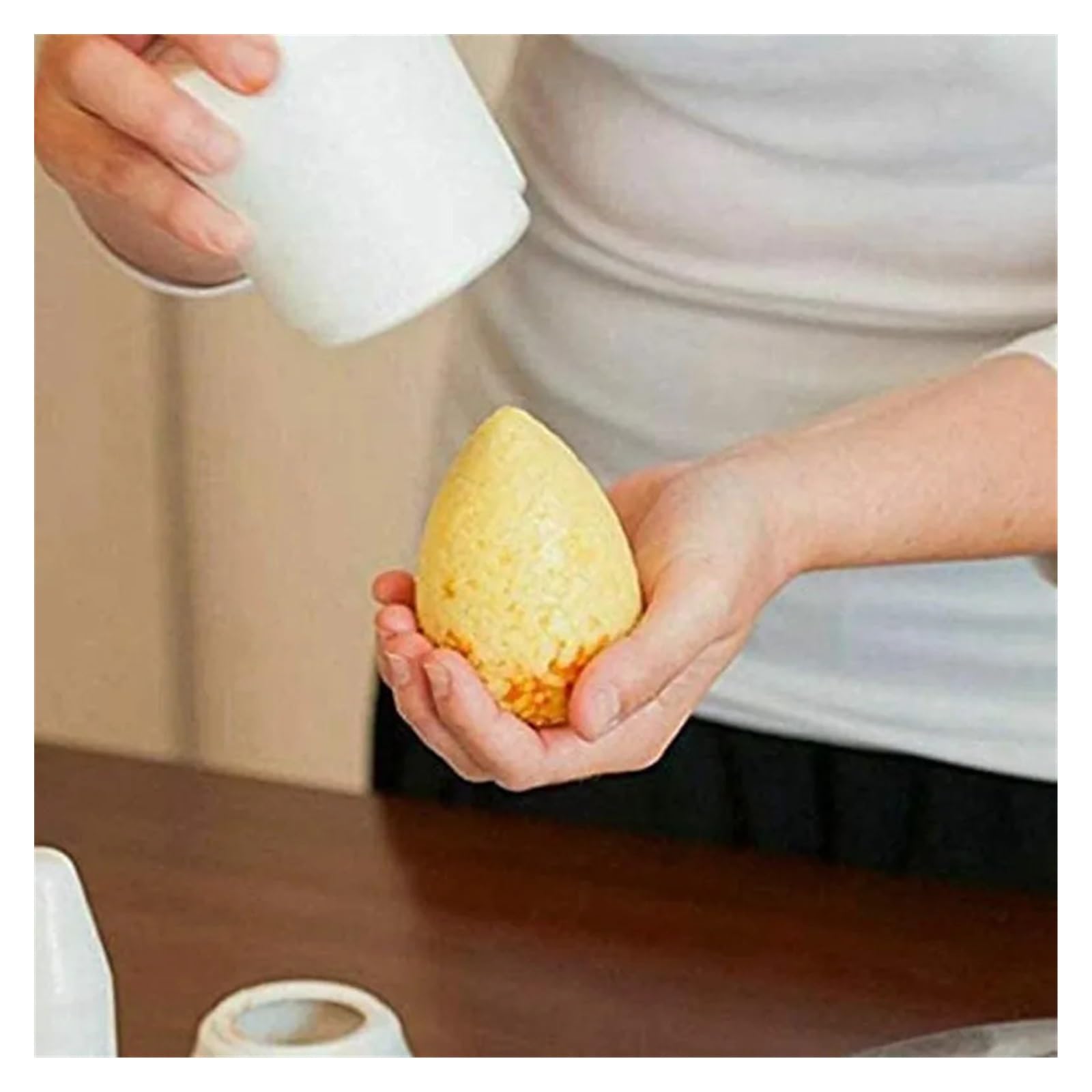 Arancini Maker Sushi-Werkzeug, DIY handgefertigte Bento-Reisbällchen-Kunststoffform, hausgemachte italienische Lebensmittel, Fleischbällchenform, Küchenzubehör(Pointed)