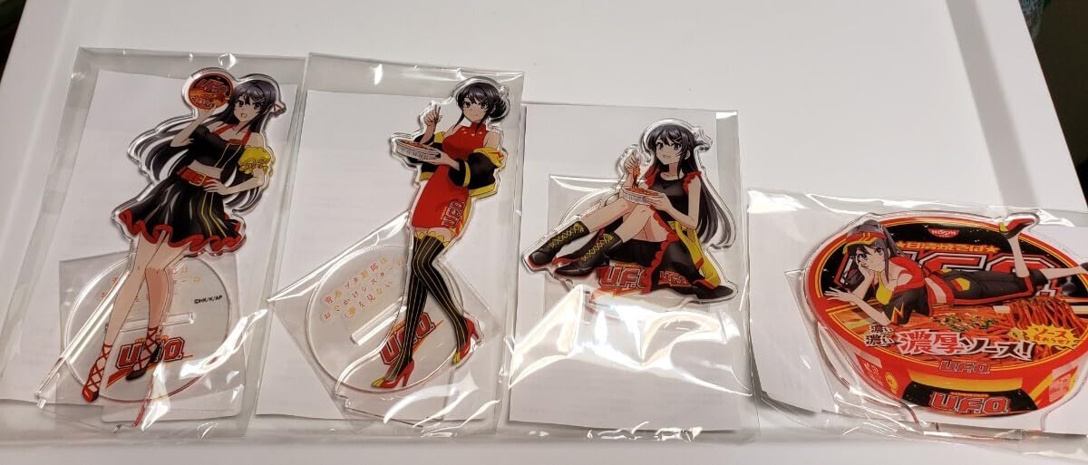 青春ブタ野郎シリーズ　桜島麻衣　UFO限定デザイン　アクスタ 青ブタ×セガUFOキャッチャー×焼きそばUFO コラボ 桜島麻衣