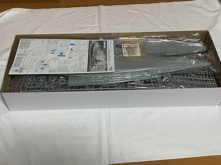 1/350 第二次世界大戦 ドイツ海軍 巡洋戦艦 シャルンホルスト 1941 WW.II ドイツ海軍 巡洋戦艦 シャルンホルスト 1940/1941