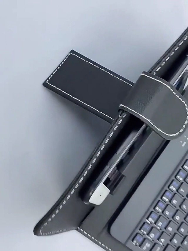 Amazon.com: Universal 2 in 1 Bluetooth Keyboard Flip Case with