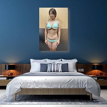 ビキニ姿の女性ポスター Amazon.co.jp: 真田まことセクシービキニ写真絵画ポスター 絵画
