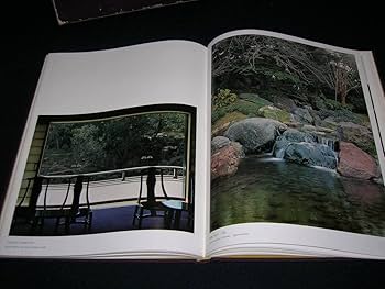 Amazon.co.jp: 「宮殿」 宮内庁蔵版 昭和44年 毎日新聞社/皇居