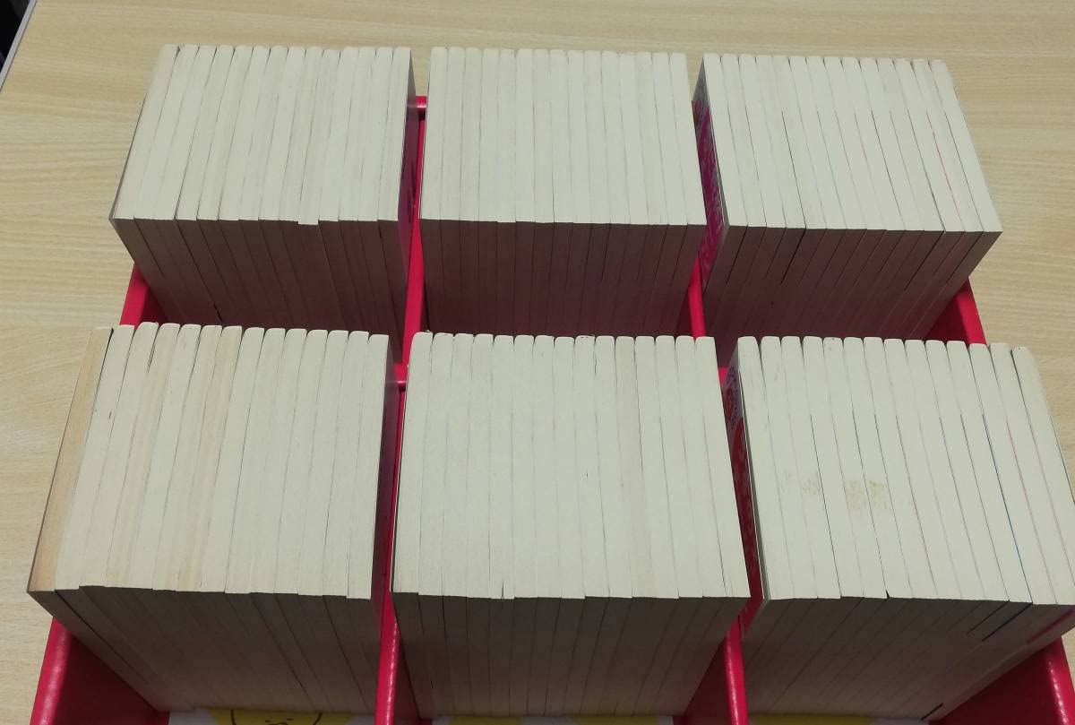 Amazon.co.jp: SNOOPY BOOKS 50周年記念復刻版 全86巻 収納BOX付