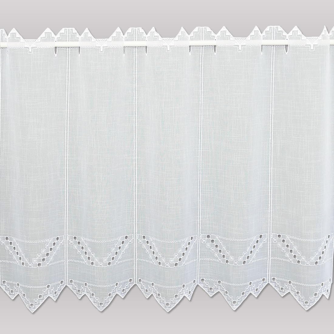 Scheibengardine Helena Zeitlose Bohrstickerei Weiß | HxB 55x208 cm