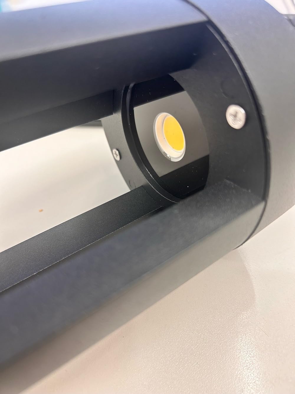 Lampione LED palo da giardino 15W decorazione luminosa 1500 lumen per viali sentieri nero a luce calda impermeabile IP65 lampioncino moderno casa ristorante hotel esterni negozi (60 CM ALTEZZA)