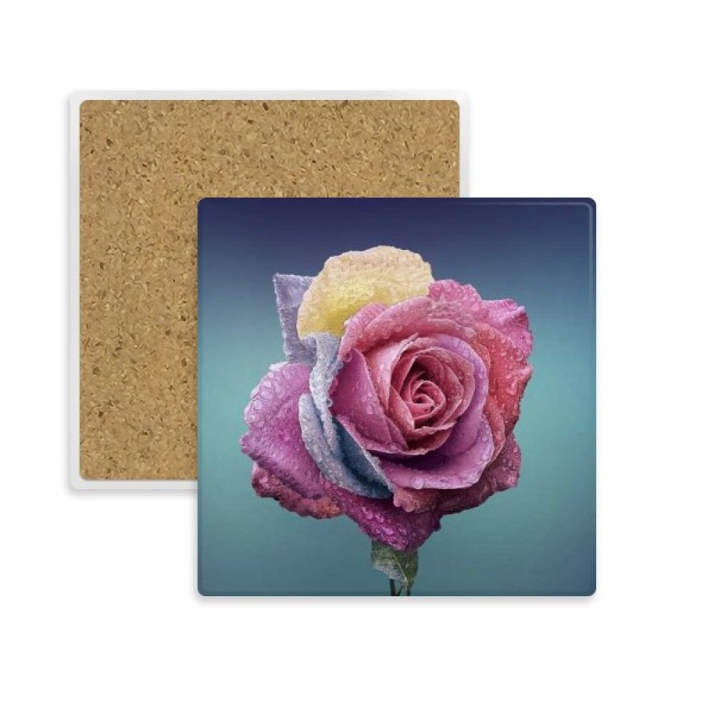 Idée cadeau avec ce sous-verre rose foncé en pierre absorbante pour vos proches