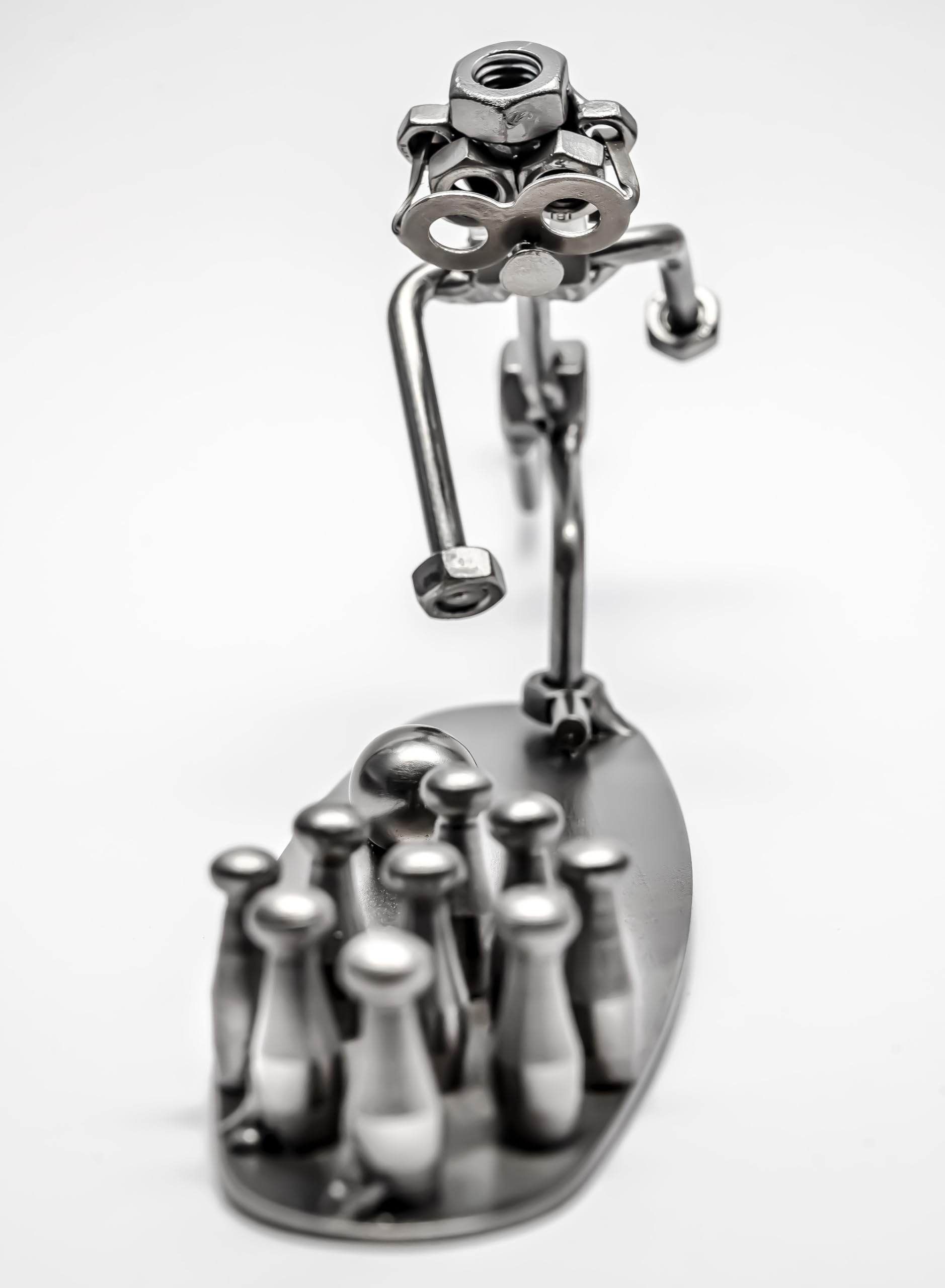 STEEMO Original Schraubenmännchen Figur: Kegeln – Handgefertigte Metall-Deko aus Stahl, kreative Kegel-Skulptur und Geschenkidee für Kegler & Bowling-Fans, 31x6x12 cm