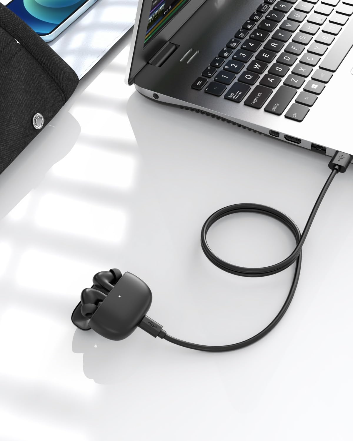 まだコードが付いてるアナタへ！！beats ワイヤレスイヤホン Amazon.co.jp: 5フィート USB C 充電コード Beats-Studio Buds磁気