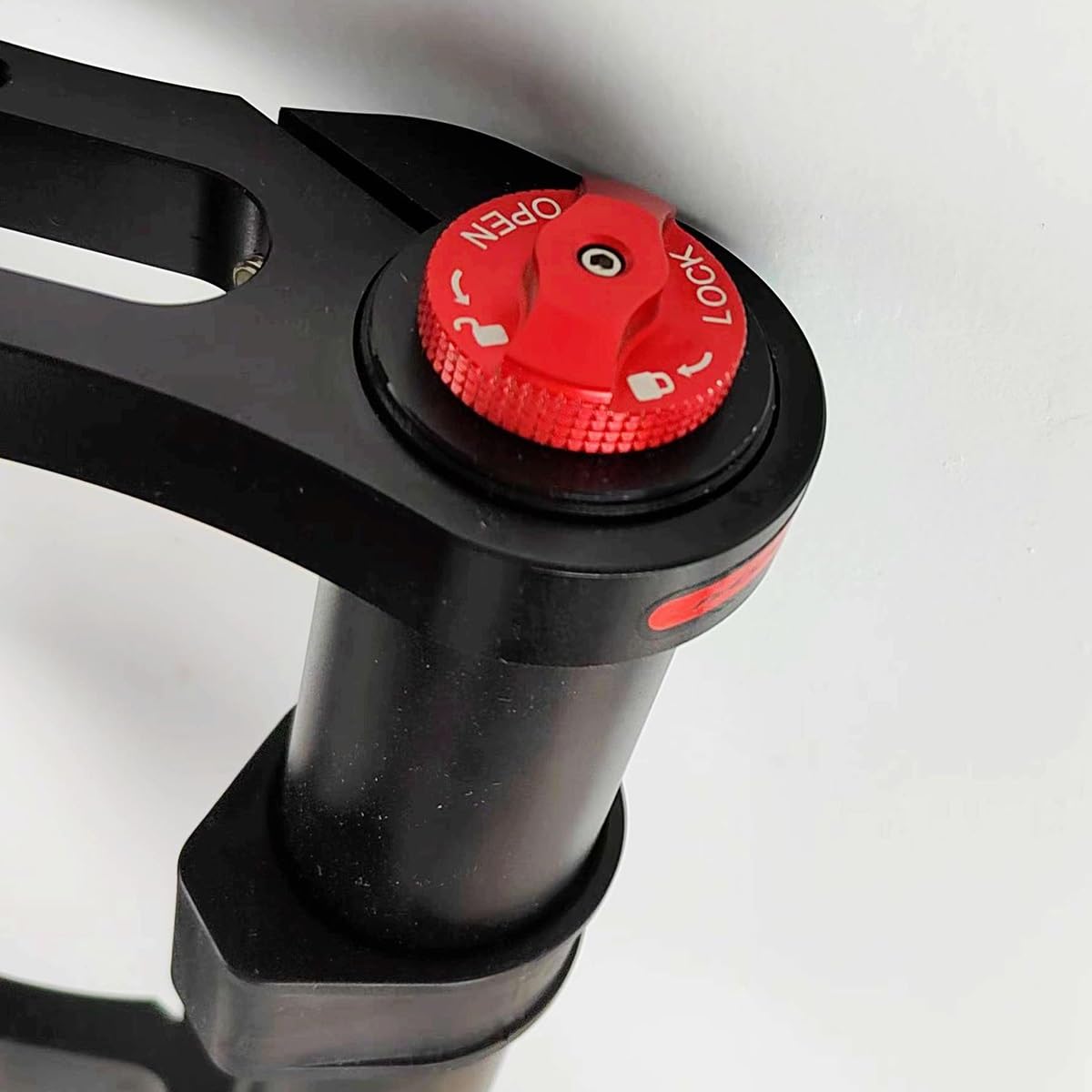Amazon.co.jp: ファットバイク用エアサスペンションフォーク 20/26 