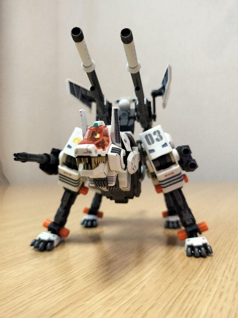 Amazon.co.jp: HMM コマンドウルフ 完成品 : おもちゃ