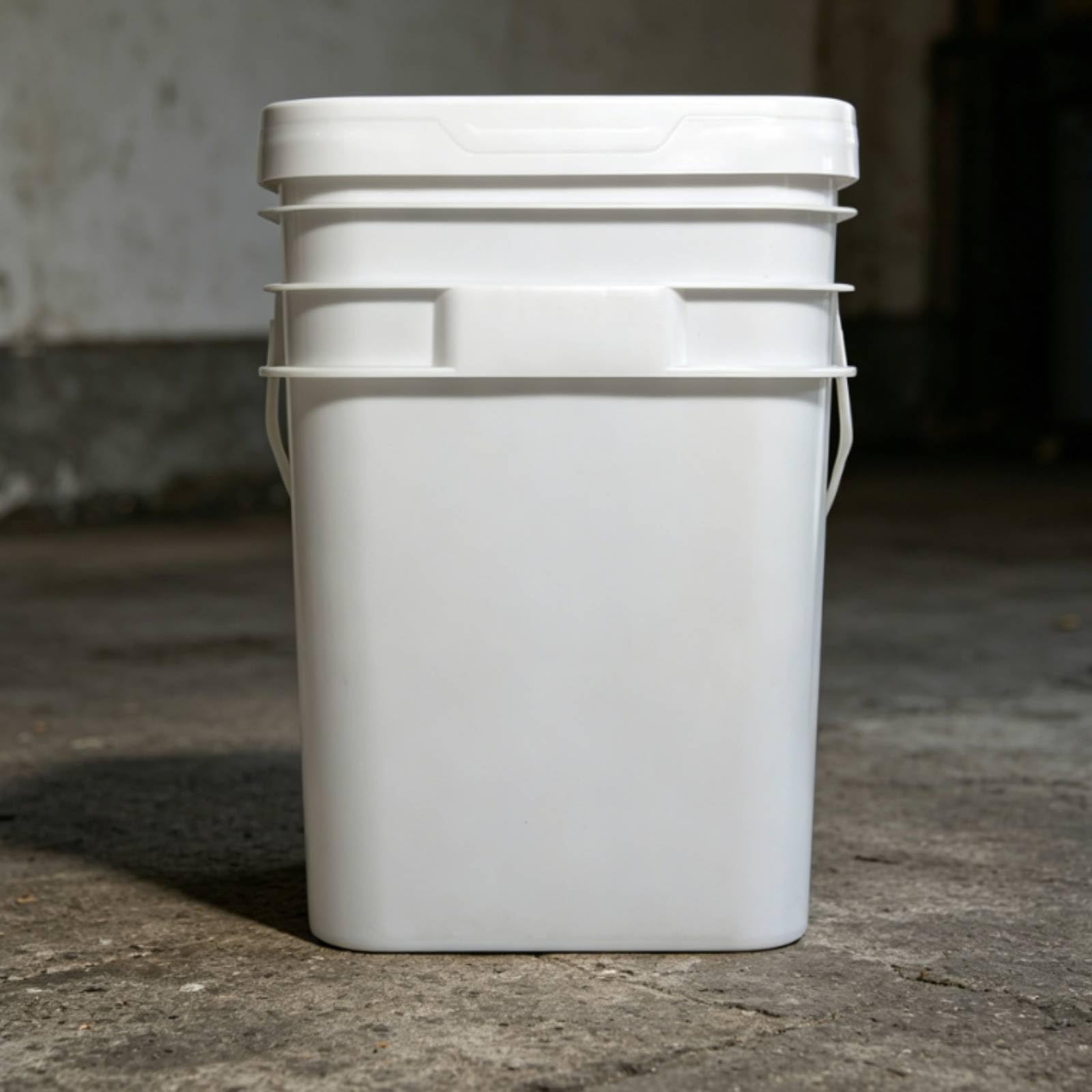 Sharplace Contenedor Cuadrado de Plástico PP con Diseño Robusto Tapa Integrada y Asa Cómoda Cubeta para Almacenar Líquidos y Pinturas Recipiente Multiuso Adecuado para Tareas de Hogar Organización