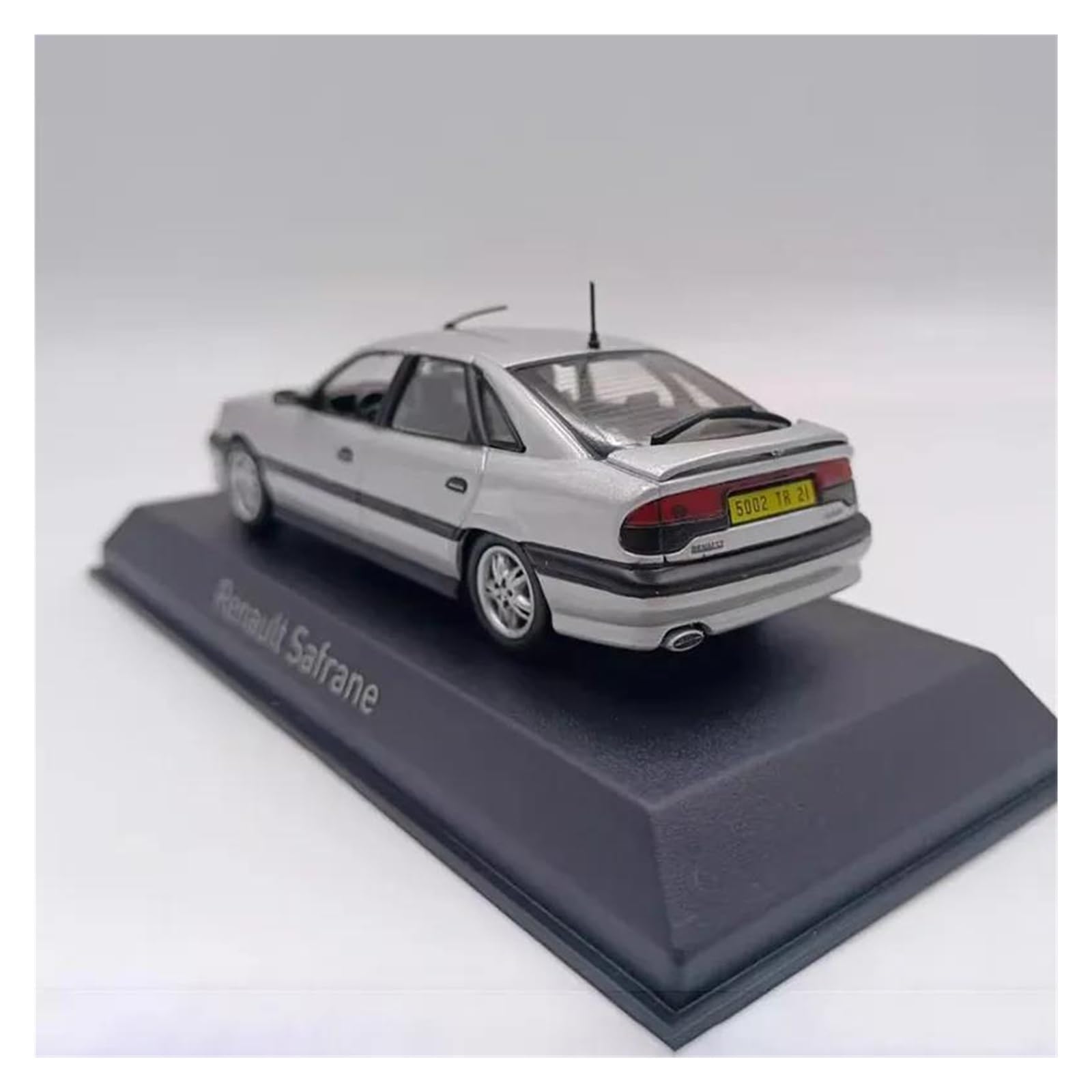 Metallo Scala Replica 1 43 Per Renault Safrane Simulazione Modello Di Auto In Lega Statico Veicolo Classico Collezione Hobby Souvenir