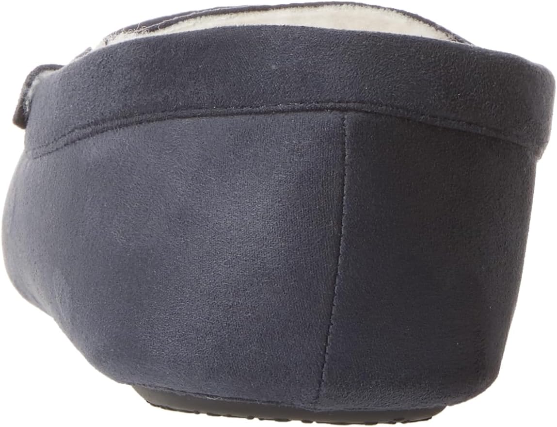 Amazon Essentials Men's Memory Foam Moccasin Slippers image 3