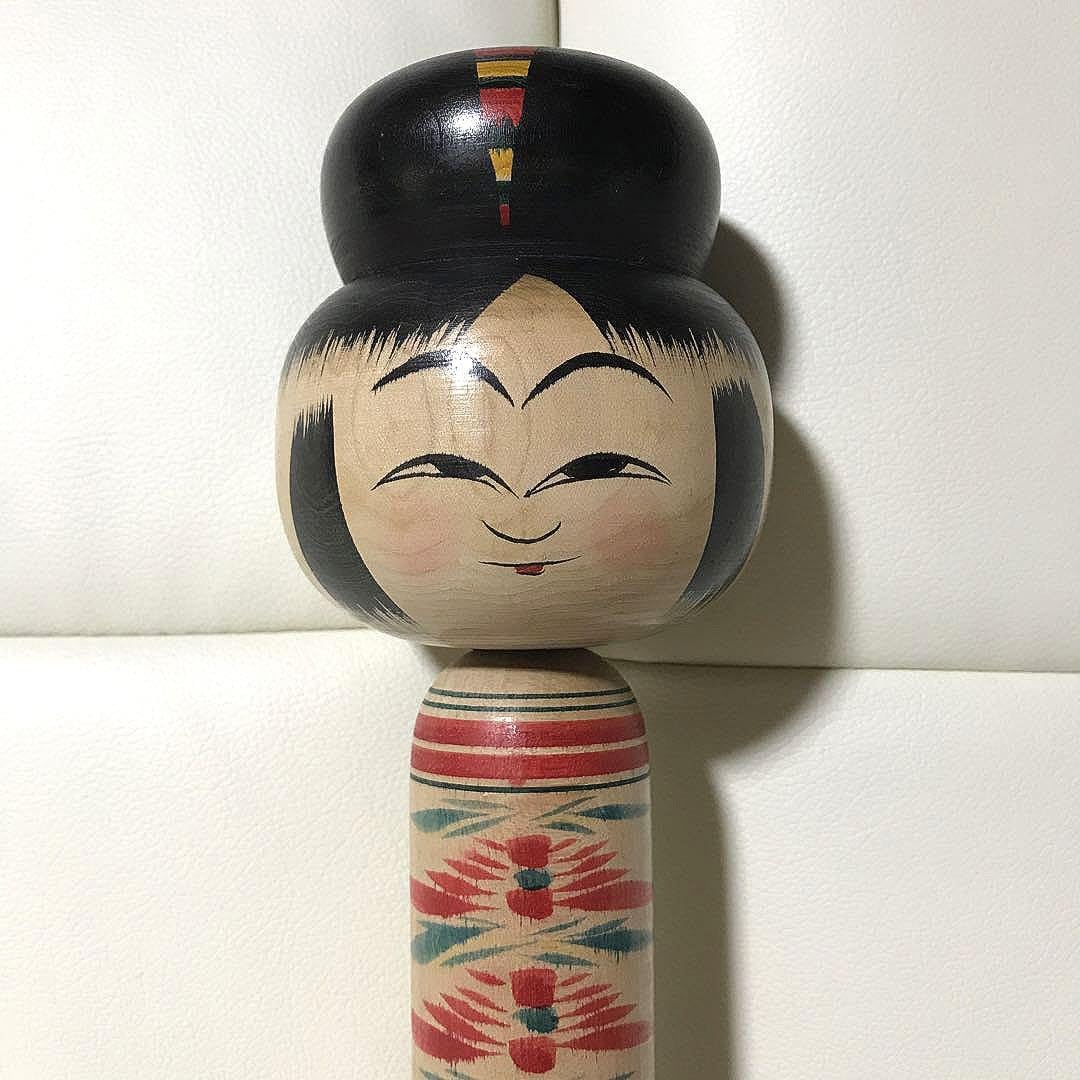 伝統的な木製こけし（遠刈田こけし） 楽天市場】遠刈田 系 こけしの通販