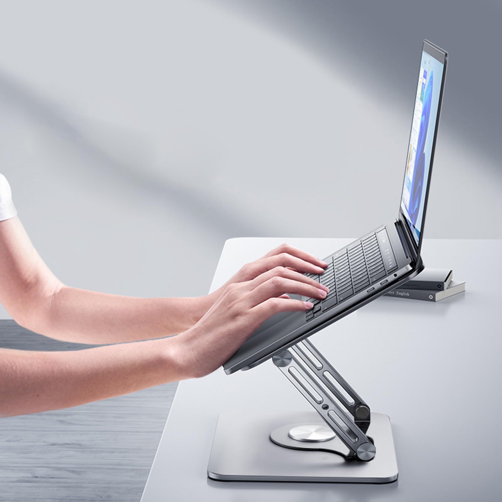 Soporte portátil plegable para portátil, rotación ajustable, altura antivibración, diseño antivibración para uso doméstico para portátiles de 15.6 pulgadas, soporte ergonómico para laptop