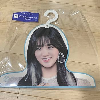 NiziU  ビジュアルハンガー　9種コンプセット　ニジュー　くじ NiziU - 【NiziU】ビジュアルハンガー（未開封）の通販 by さ
