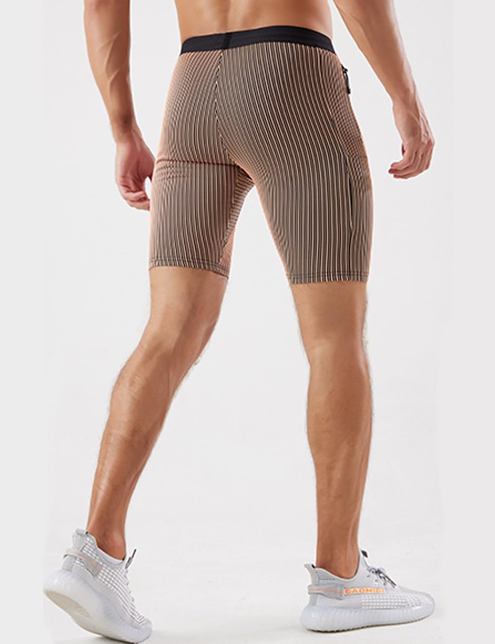 MIZOK Pantalones cortos de compresión para hombre, con bolsillos, para gimnasio y entrenamiento