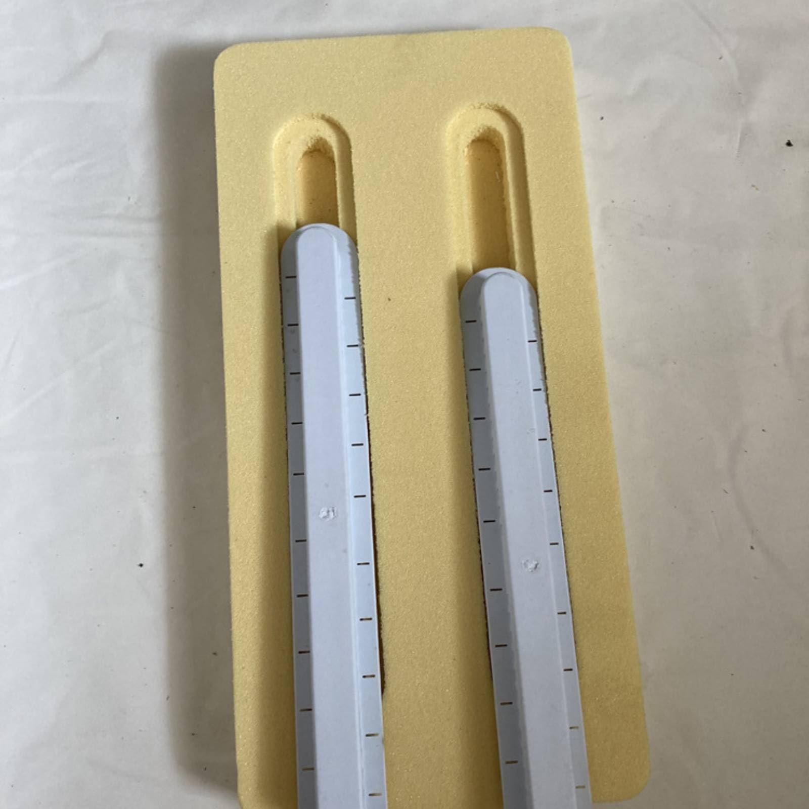 Aileron de Planche de Surf Support de Boîtier de Dérive Plate Arrondis Double en Plaque PVC pour Installation Simple sur, 39 19 3.5CM avec Boîte De Gouvernail Noire