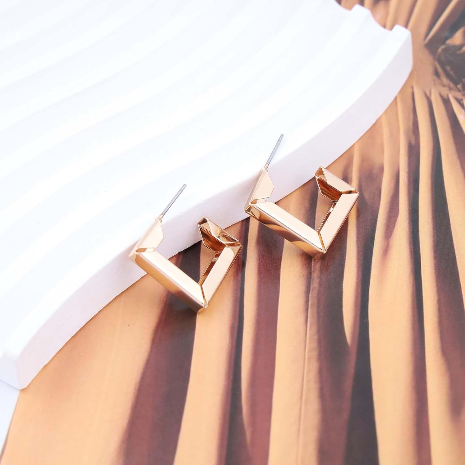 Gold Square Dangle Hoop Earrings Geometric Hoop Earrings Hollow Square Drop Earrings Minimalist Chunky Square Earrings Square Half Hoop Earrings Jewelry for Women - Image 4