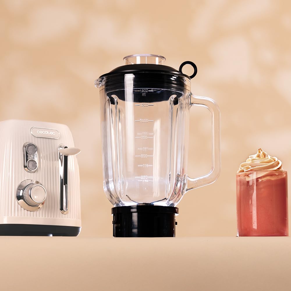 Cecotec Mixeur en verre Power Black Titanium RetroBeige. Mixeur rétro d'une puissance maximale de 1200 W, lame à 4 feuilles avec revêtement en titane noir et pichet d'une capacité de 1,5 L
