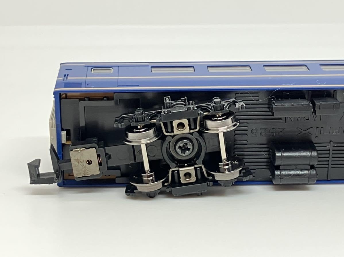 Amazon.co.jp: オシ24-700 TOMIX 98725 JR 24系25形あさかぜ・JR東日本