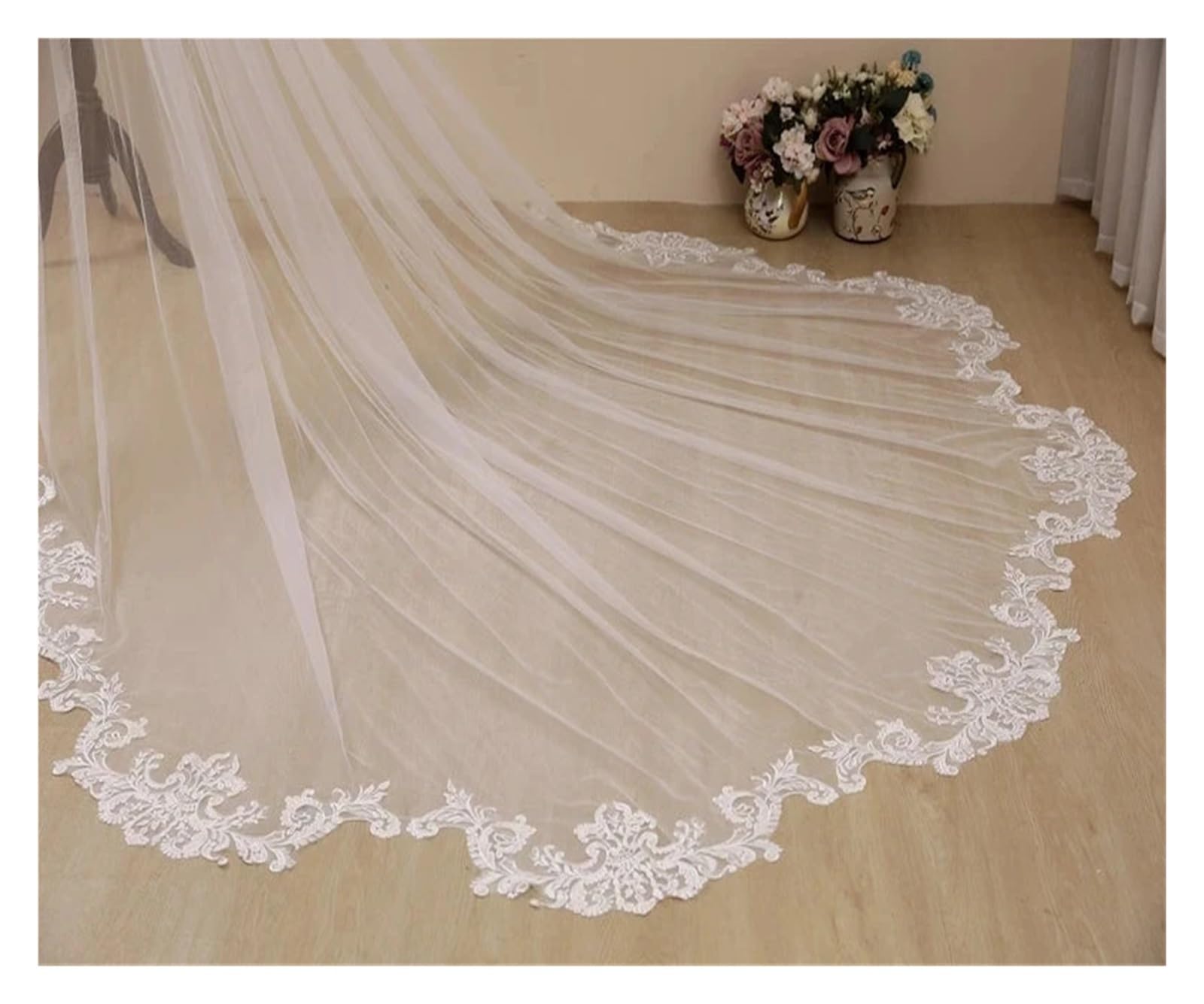 Eleganter weißer Elfenbein-Kathedralen-Hochzeitsschleier, wellenförmige Spitze, Brautschleier, 3 m, 4 m, 5 m, mit Kamm-Zubehör(WHITE,500cm)